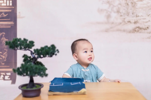 嘉兴宝宝吐黄水是怎么回事 嘉兴宝宝吐黄水是怎么回事